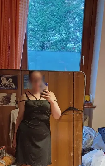 Celina, 27