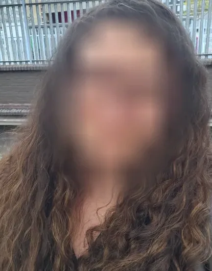 Daniela, 36