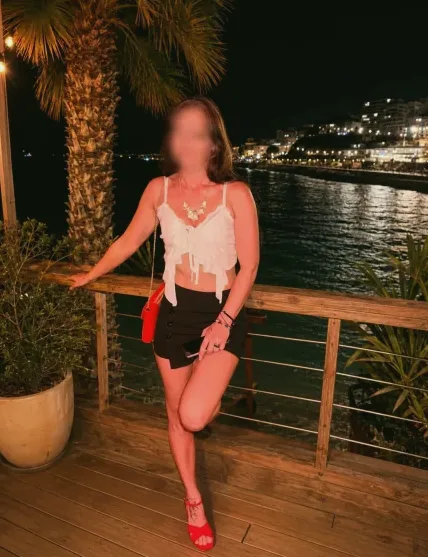 Juliane, 34