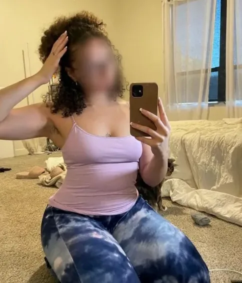 Lea, 32