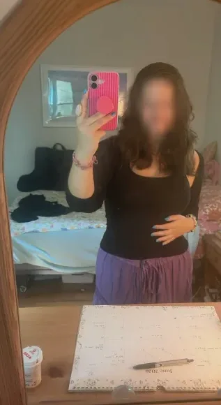 Maren, 27