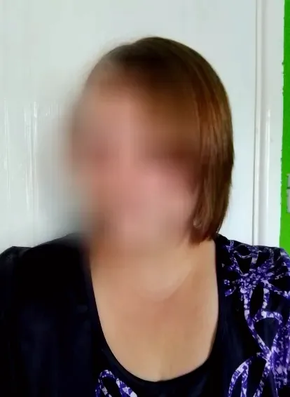 Nina, 40