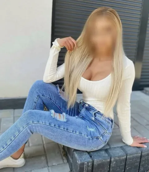 Ramona, 32