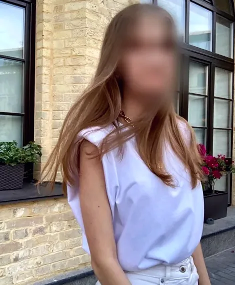 Selin, 23
