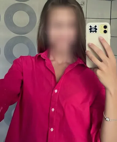 Stefanie, 27