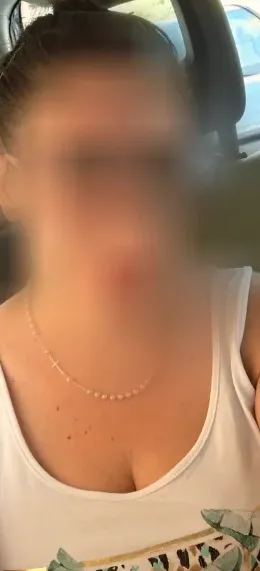 Yasmin, 30
