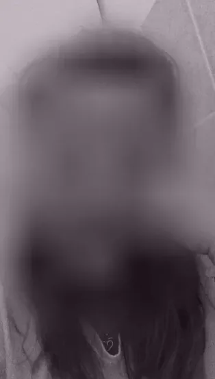 Yvonne, 30